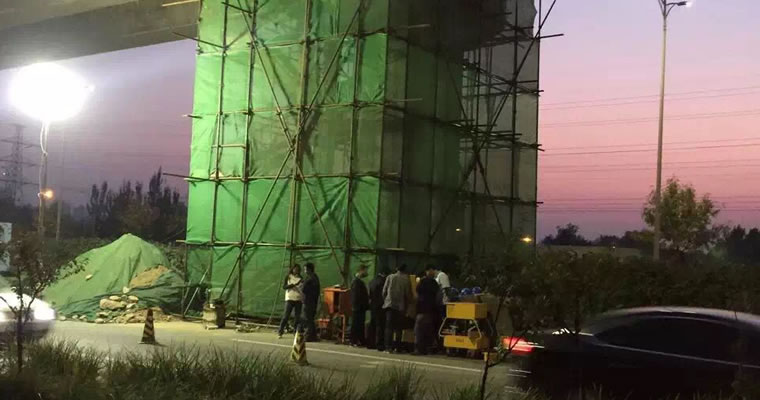 超薄千斤顶整体同步顶升桥梁行业