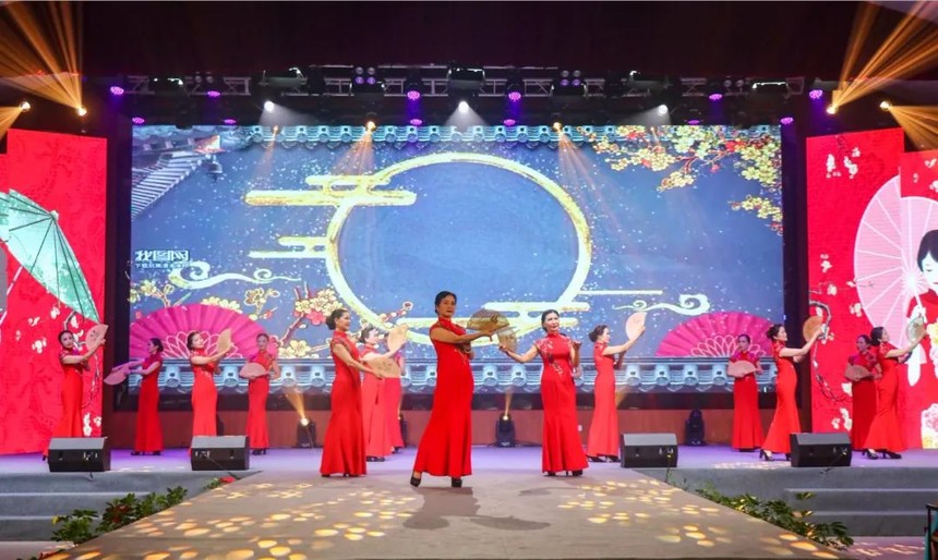 聚你我•秀自信•炫美丽 聚好全球大型旗袍走秀活动圆满举行插图2
