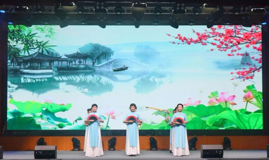 聚你我•秀自信•炫美丽 聚好全球大型旗袍走秀活动圆满举行插图3