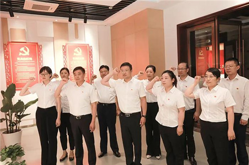 致敬百年芳华丨安惠这样庆祝建党100周年