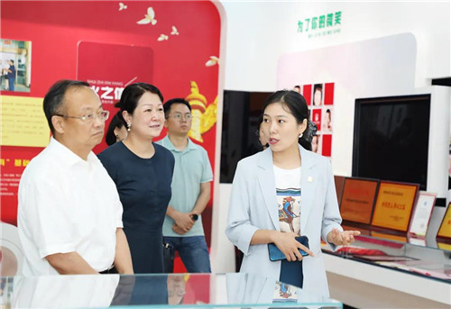 致公党湖南省委会专职副主委向佐谊一行莅临绿之韵集团调研