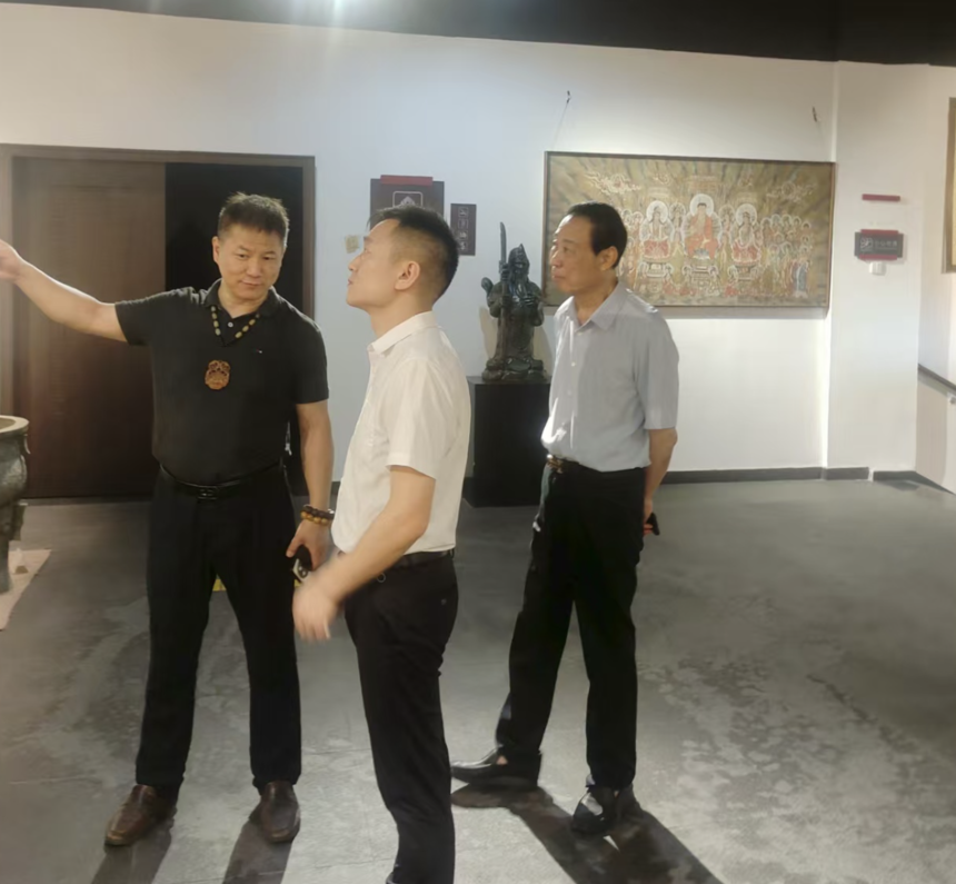 1758023344778494.png 图片1.png