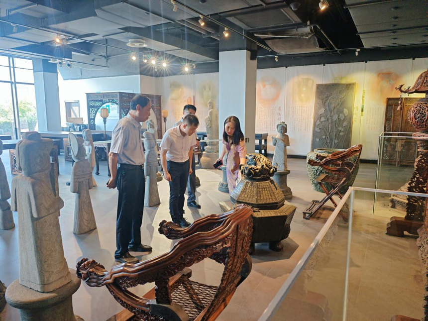 1758023389123576.png 图片2.png