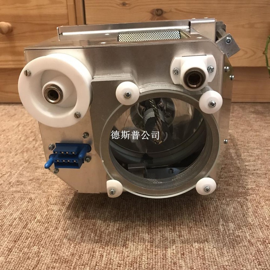 r9841810-5.jpg