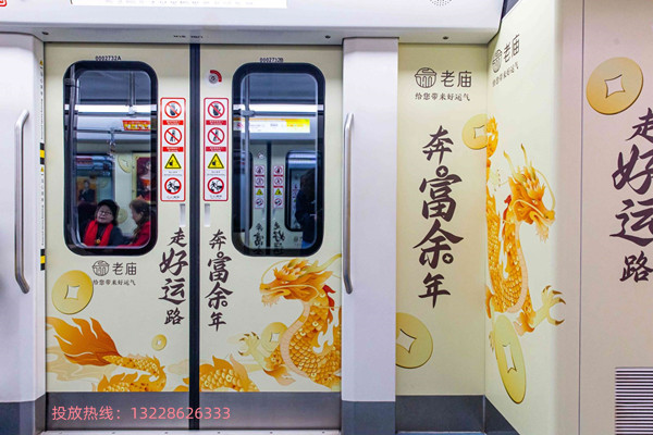 内包车_副本.jpg
