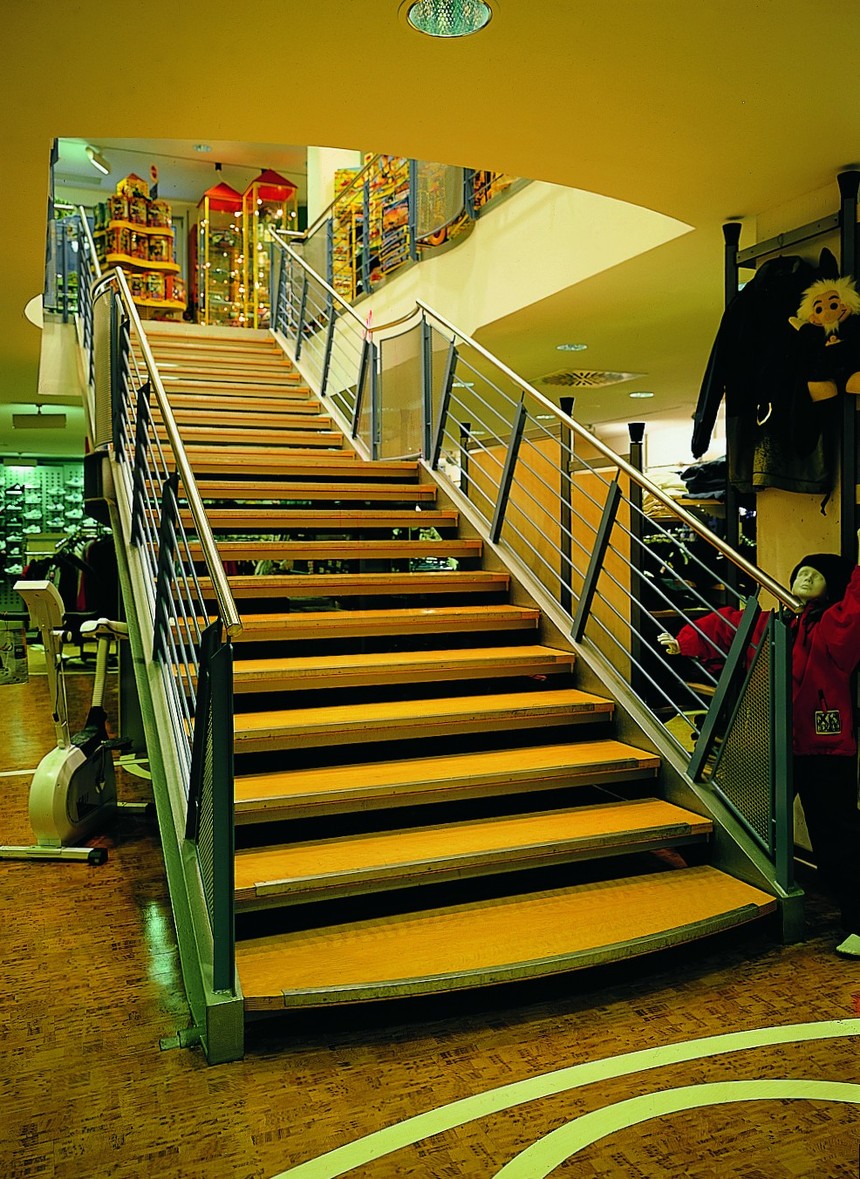 钢结构楼梯-杭州晨友家居有限公司