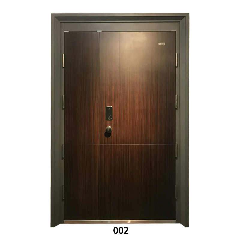 002.jpg