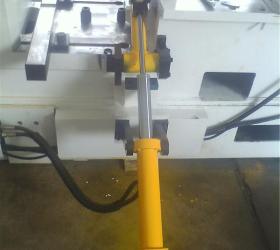 雙作用二級油缸在鐵路檢修設備上的應用