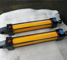 LY01系列輕型拉桿油缸