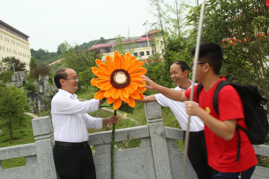 1750647348419100.png 640 (3).webp (7).png