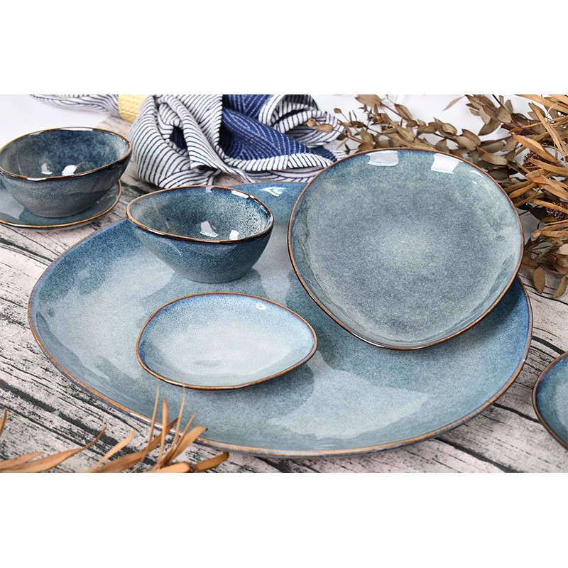 Cracked glaze002.jpg