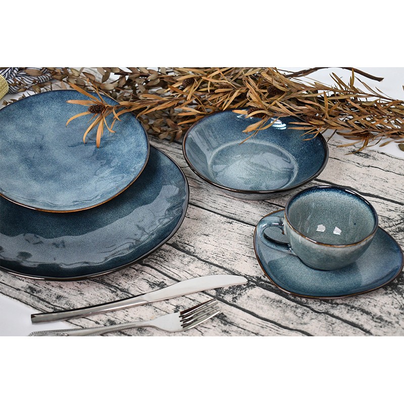 Cracked glaze010.jpg