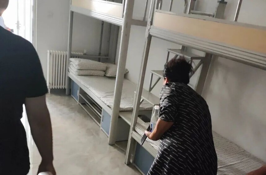 1750126216584955.jpg 006.jpg