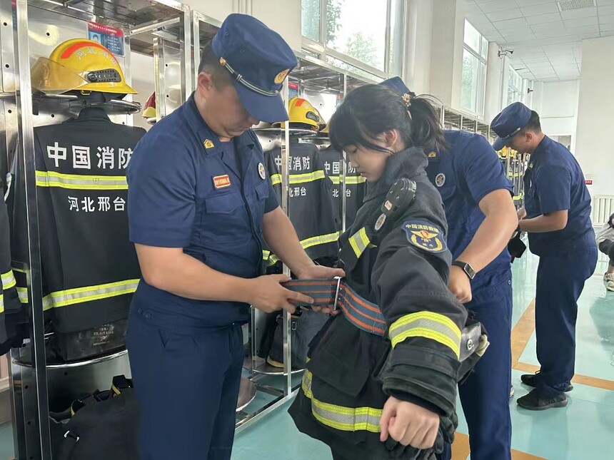 1727229209946365.jpg 火.jpg