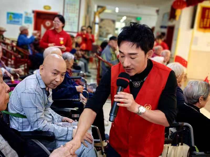 1727595850304203.jpg 084b32e1bf01b812e46e487bf45d72c.jpg