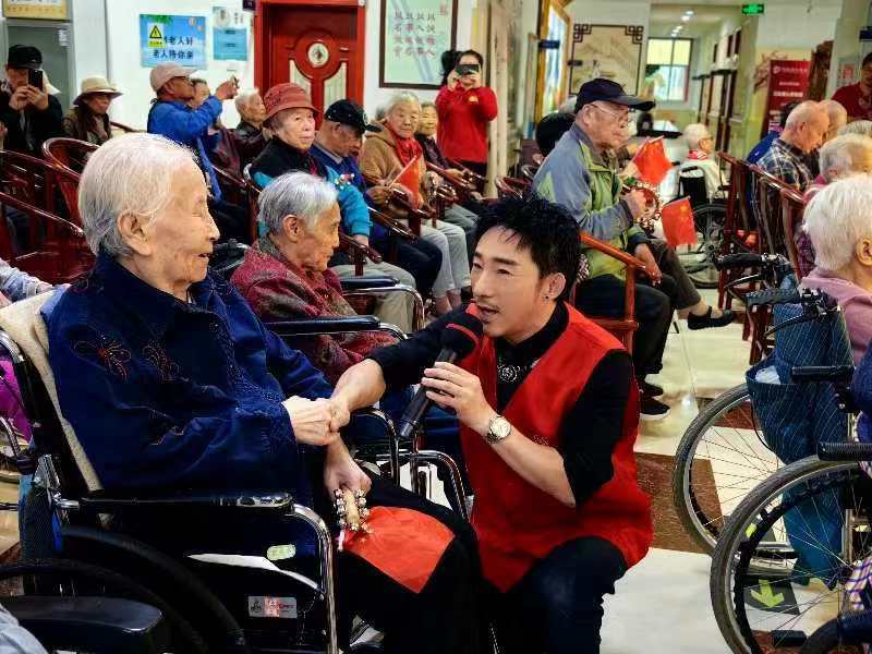 1727595881557345.jpg 7c1b93a9cdbe2f5e92baeace6221709.jpg