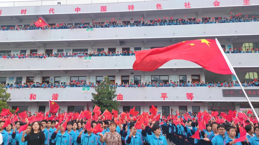 1727667445373516.jpg 3b3e323191815b6a83baf839db90bbe.jpg