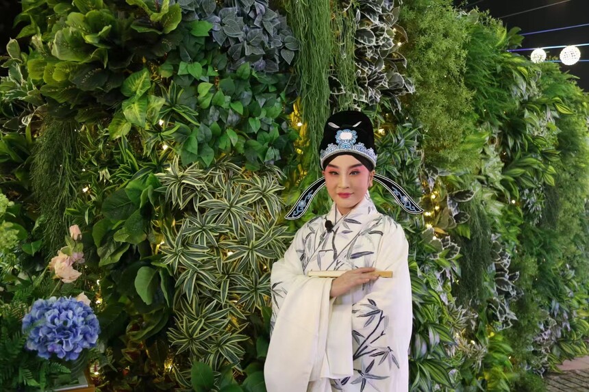 1727853994938854.jpg 0215a76e66946d3c4cc3a10924ea1b7.jpg