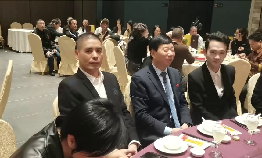 1761911966390778.png 金总4.png