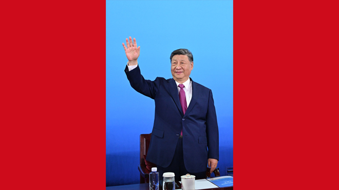 ��ʮ���ȫ���˶����ڹ㶫����¡�ؿ�Ļ ϰ��ƽ��ϯ�������˶��ῪĻ