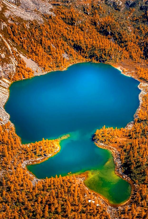 1760069482829284.jpg token=d7995621fe25f600db1aa28ab2125e3a.jpg