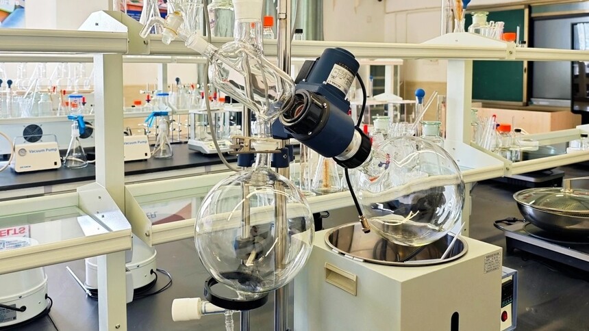 �Ĵ����»���ʦѧԺ����ѧУҩ�����רҵ