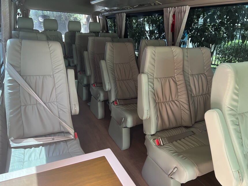 1764579353932553.jpg 鄂ACB803——内饰4.jpg