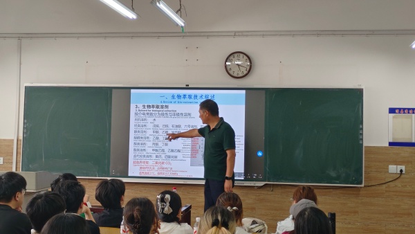 1779182627991329.jpg 祁鲲-工学院2.jpg