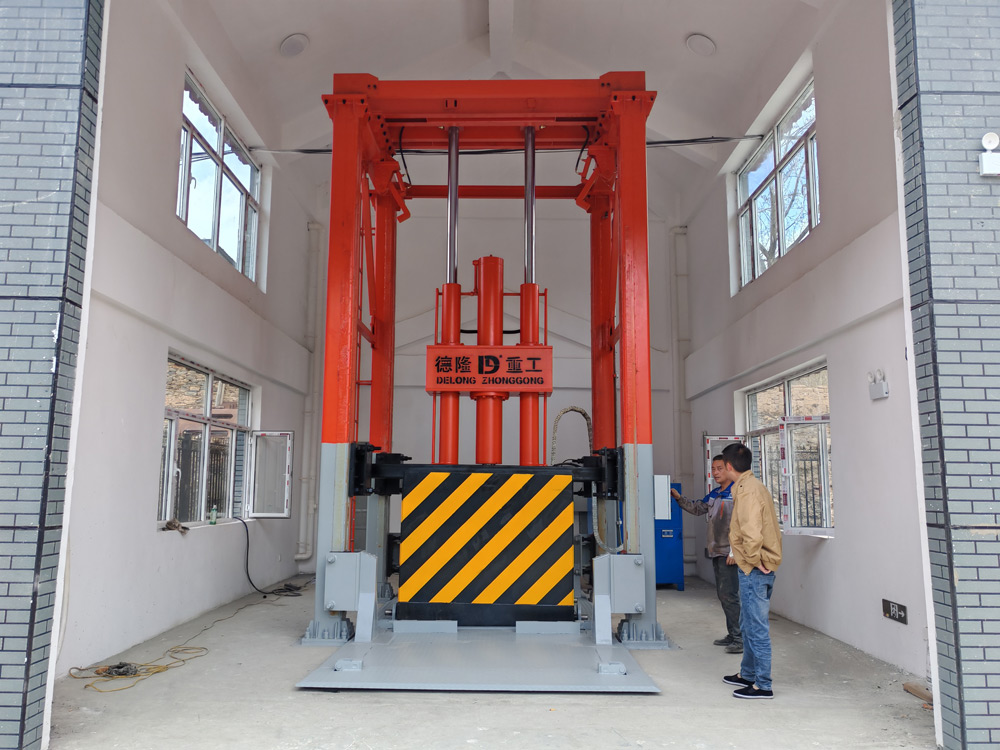 垂直式垃圾壓縮機(jī) 垂直式垃圾壓縮機(jī)
