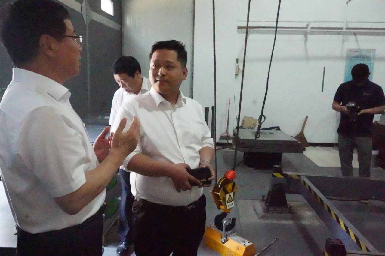 1690944735448078.jpg 1690944735448078.jpg