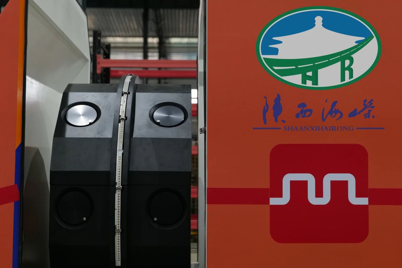 1690945241642880.jpg 1690945241642880.jpg