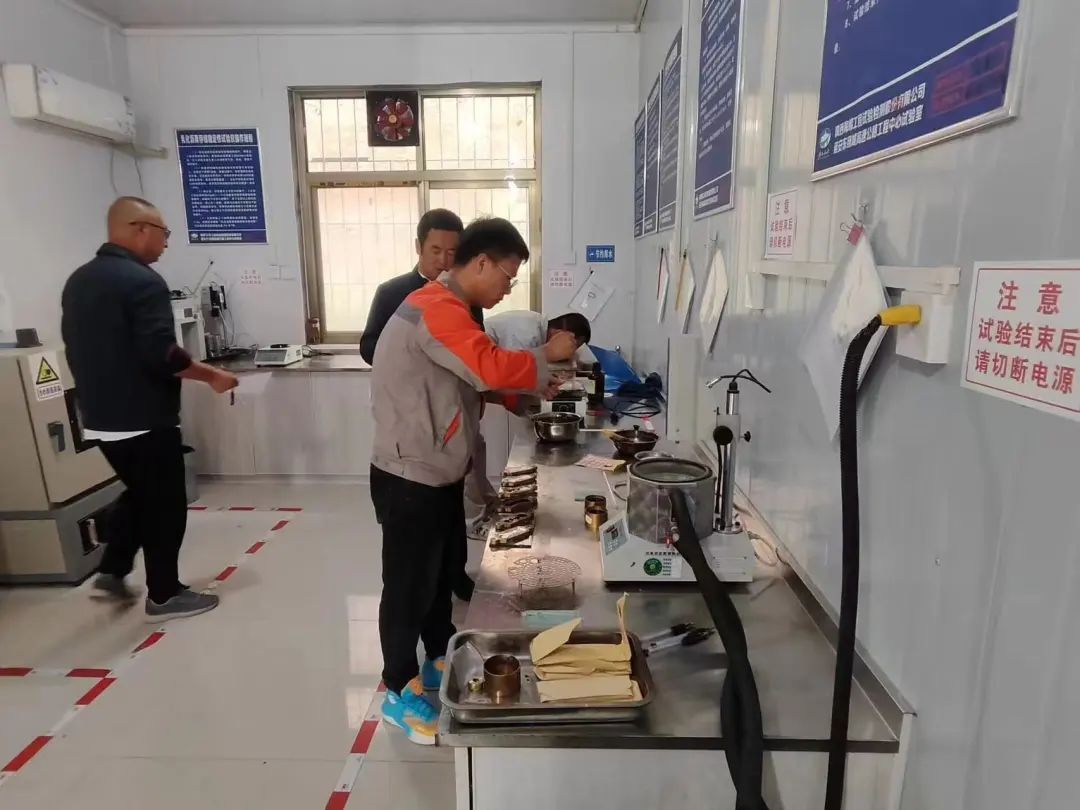 1695264255600654.jpg 1695264255600654.jpg