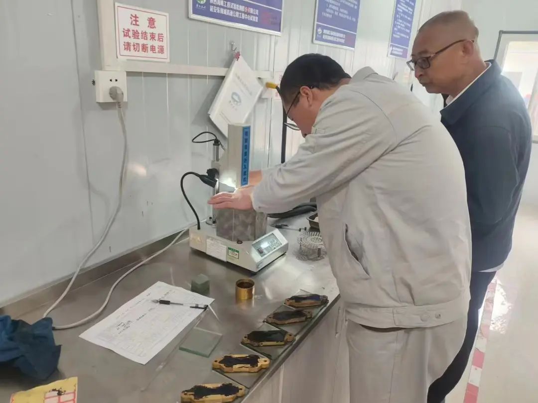 1695264255645143.jpg 1695264255645143.jpg