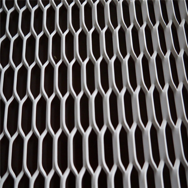 天津铝板网厂家铝丝网电话 钢板网踏步菱形护栏网.jpg