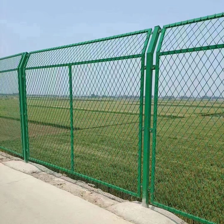 護(hù)欄網(wǎng)的應(yīng)用,護(hù)欄網(wǎng)定制,護(hù)欄網(wǎng)廠家.jpg 護(hù)欄網(wǎng)的應(yīng)用,護(hù)欄網(wǎng)定制,護(hù)欄網(wǎng)廠家.jpg