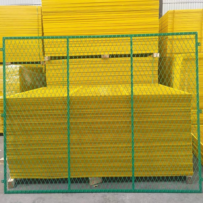 倉(cāng)庫(kù)隔離帶,方格護(hù)欄網(wǎng),菱形網(wǎng)孔護(hù)欄網(wǎng).jpg 倉(cāng)庫(kù)隔離帶,方格護(hù)欄網(wǎng),菱形網(wǎng)孔護(hù)欄網(wǎng).jpg