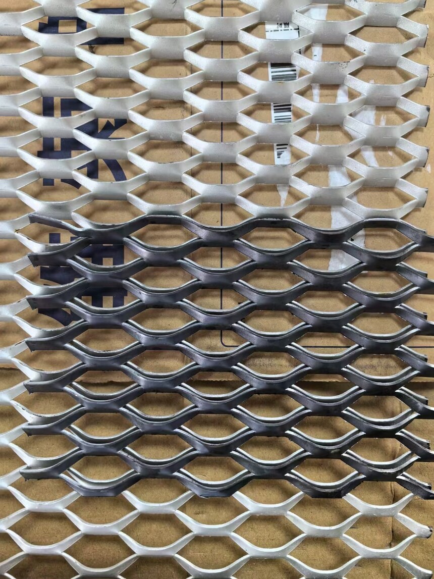 鋁板網(wǎng)面層,鋁板網(wǎng)面層廠家,鋁板網(wǎng)面層詳解.jpg 鋁板網(wǎng)面層,鋁板網(wǎng)面層廠家,鋁板網(wǎng)面層詳解.jpg