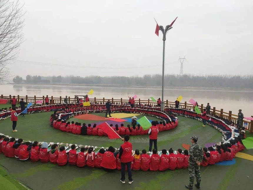 筑牢安全防线!淄博拓展活动人员保障实操方案 筑牢安全防线!淄博拓展活动人员保障实操方案