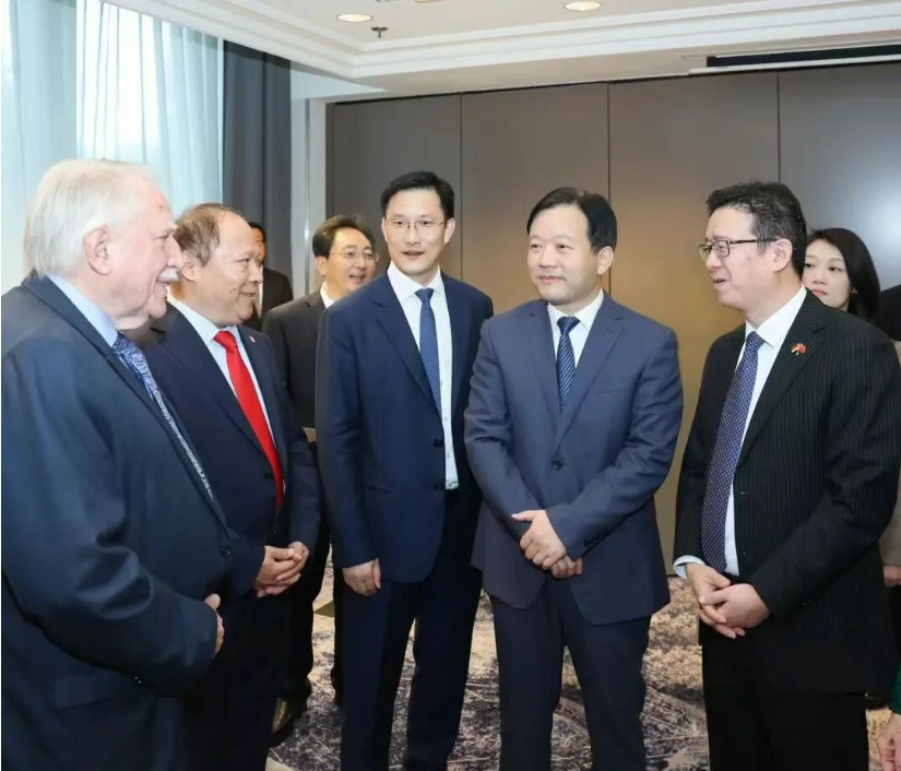 1761300595377360.png image.png