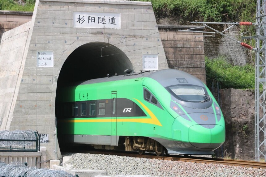 1765441980318025.jpg 微信图片_20251211163157.jpg