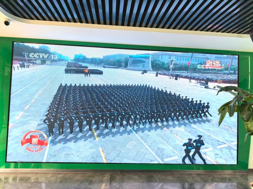 1756972058405523.jpg ccba79774dba0e0bb018e32ff0acd486.jpg