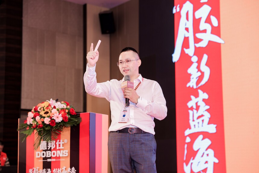 1756110543819244.jpg 12826860.jpg