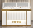 鱦