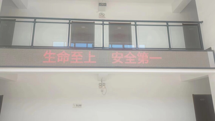 739d2596fde7f1a11e0d0bd2abce6df.jpg