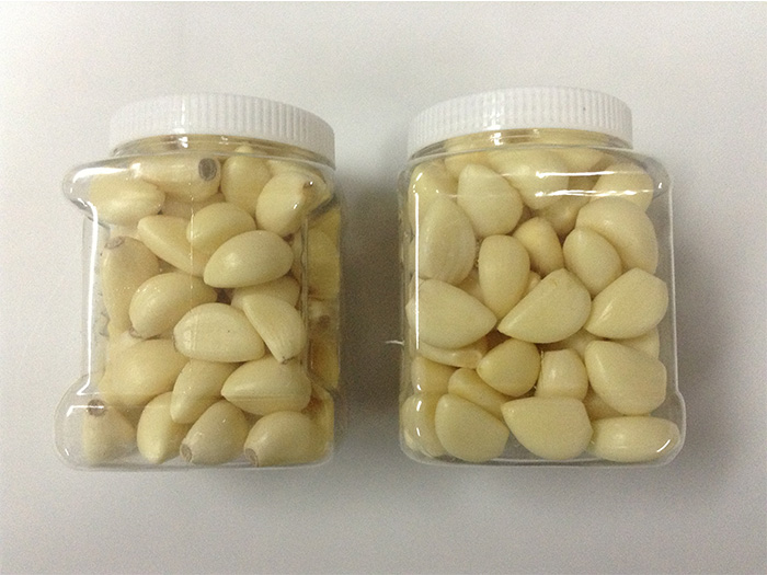 8010-Fresh-garlic-peeled.jpg