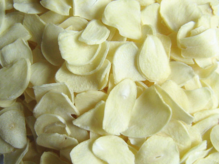 10001-Dehedrated-garlic-flakesAAA.jpg