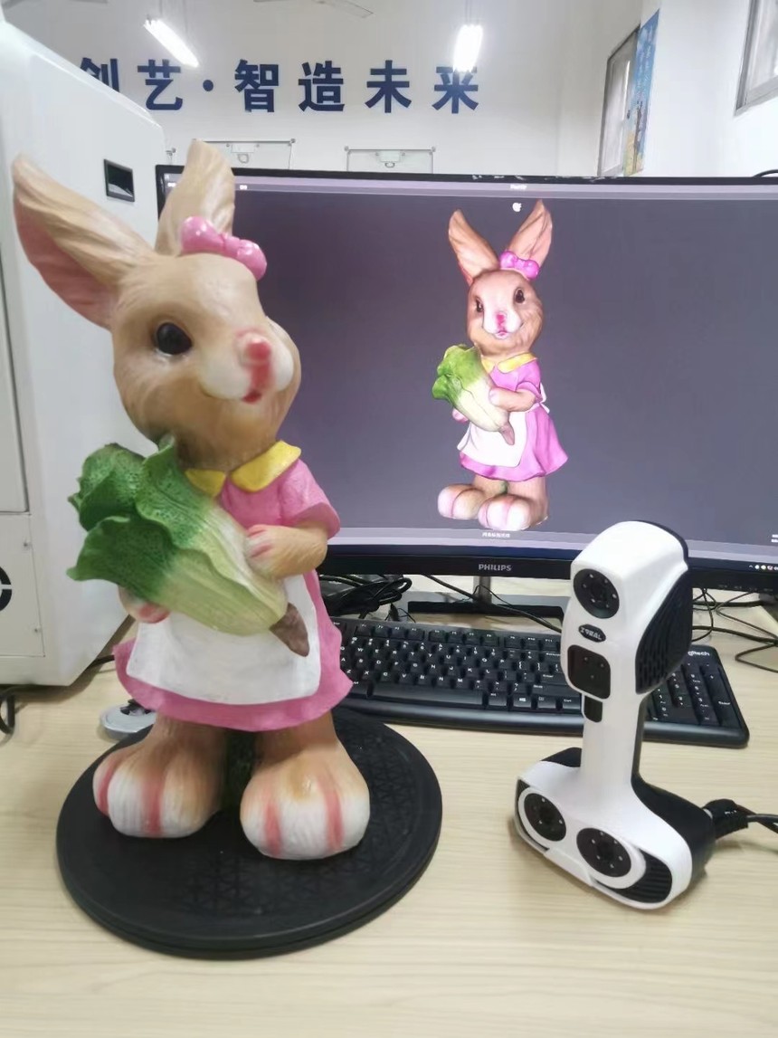 iReal 2E--��ɫ3Dɨ���ǵĲ���֮ѡ