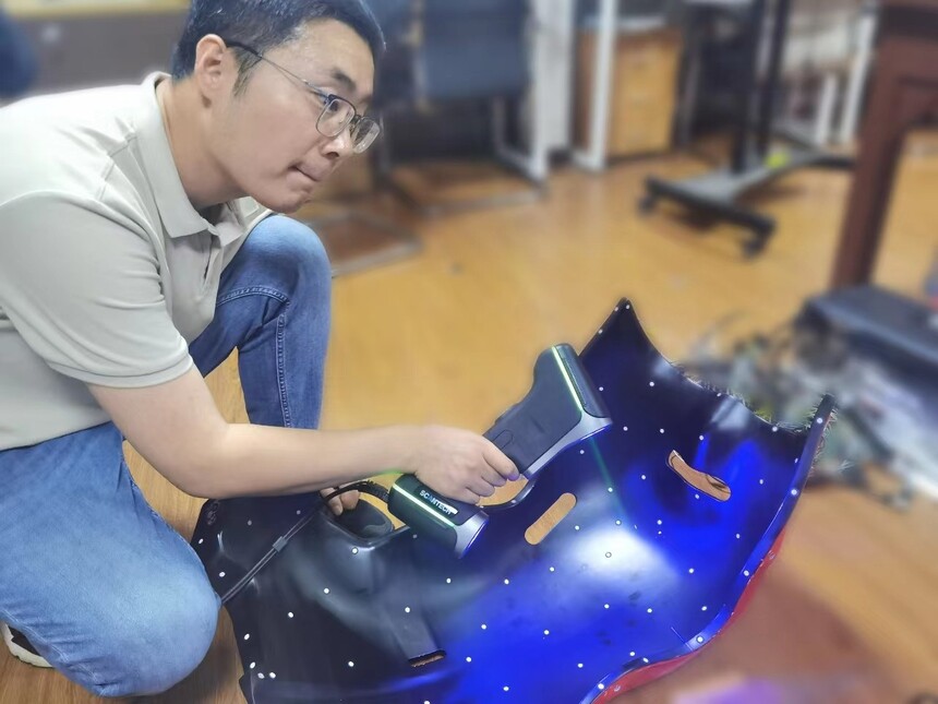 ε3D
