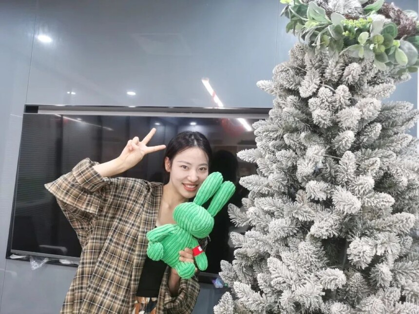 1672819793600208.jpg 1672819793600208.jpg