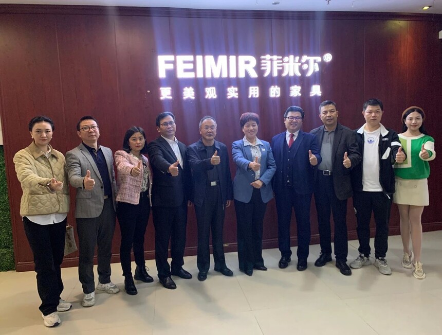 1704642617668165.jpg 4f41bdda5497aaa4bf5615e1e73c249d.jpg